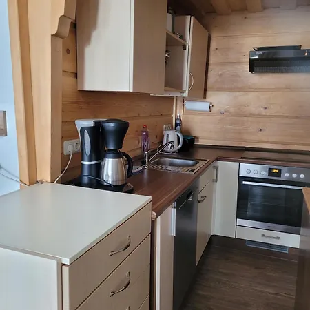 Bergwiese Mit Balkon Nesselwängle